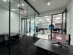 Kallang Way (D13), Factory #546774401